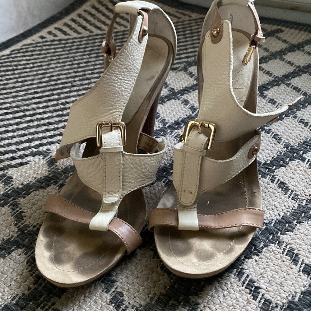 Nine West genuine leather nude gladiator sandals - Picture 4 of 11